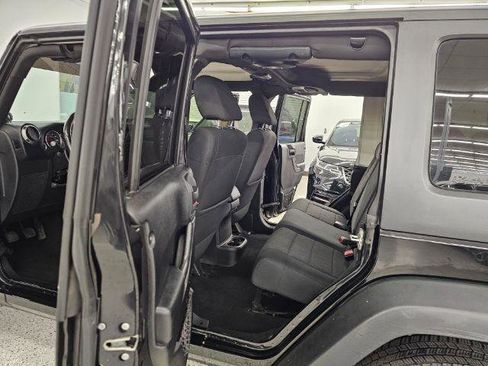 Used 2012 Jeep Wrangler Unlimited Sport AWD/4WD image 28