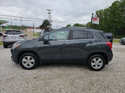 Used 2017 Chevrolet Trax LT w/ LPO, Protection Package AWD/4WD image 6
