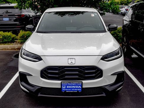 Used 2023 Honda HR-V Sport image 14