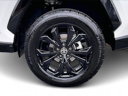 Used 2023 Toyota RAV4 XSE image 33