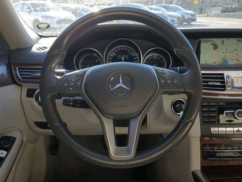 Used 2014 Mercedes-Benz E 350 Sedan image 24