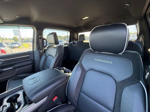 Used 2025 RAM 1500 Laramie w/ Sport Appearance Package AWD/4WD image 14