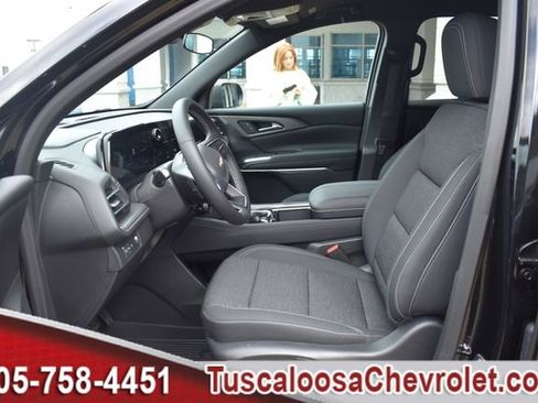 New 2025 Chevrolet Traverse LT w/ Driver Confidence Package image 16