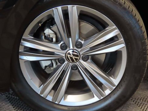 Used 2024 Volkswagen Jetta SE image 7