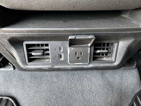 Used 2025 Chevrolet Silverado 2500 LT w/ Convenience Package AWD/4WD image 22