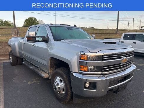 Used 2019 Chevrolet Silverado 3500 LTZ w/ Duramax Plus Package image 2