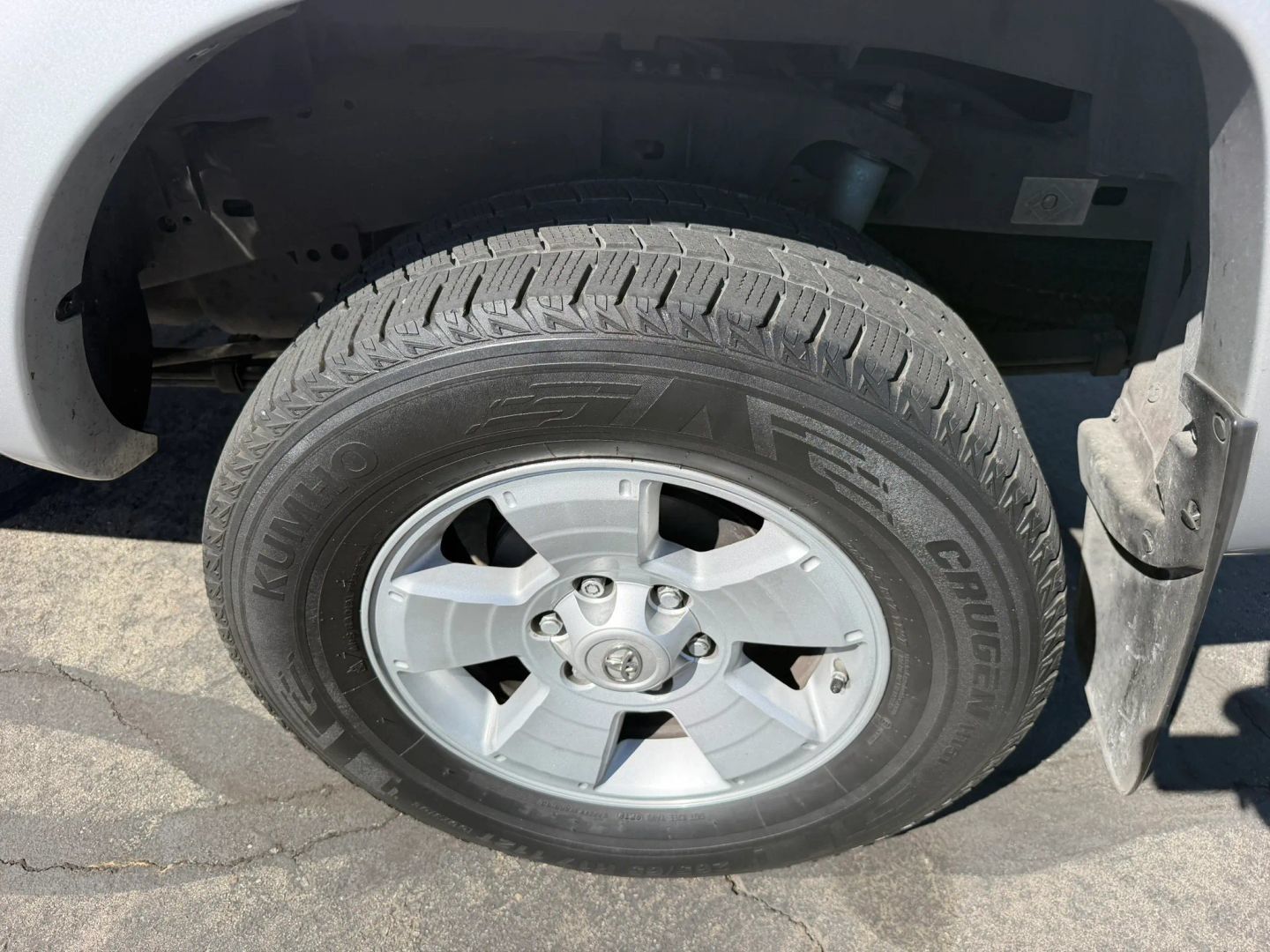 Used 2011 Toyota Tacoma PreRunner w/ TRD Sport Pkg w/JBL Audio RWD image 30
