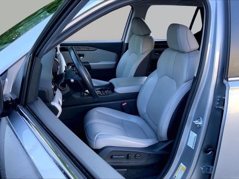 Used 2024 Honda Pilot EX-L image 9
