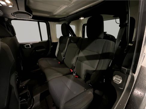 Used 2021 Jeep Wrangler Unlimited Sport AWD/4WD image 22