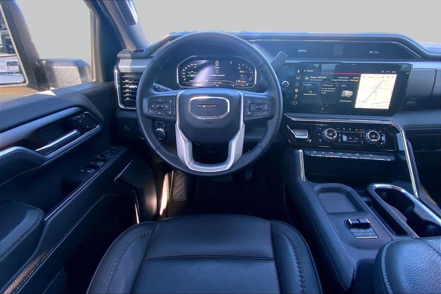 Certified 2025 GMC Sierra 2500 Denali w/ Denali Reserve Package AWD/4WD image 5