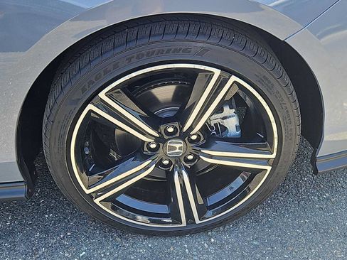 Used 2023 Honda Accord Sport image 10