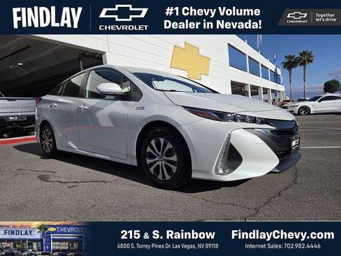 Used 2021 Toyota Prius Prime XLE FWD image 1