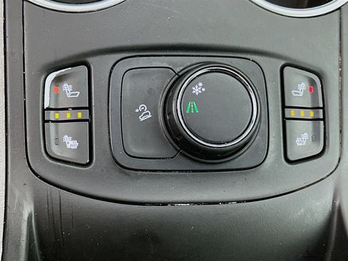 Used 2018 GMC Terrain SLT w/ Preferred Package FWD image 26