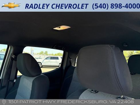 Used 2023 Toyota Tacoma TRD Off-Road AWD/4WD image 3