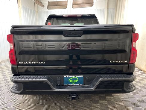 Used 2024 Chevrolet Silverado 1500 Custom AWD/4WD image 17