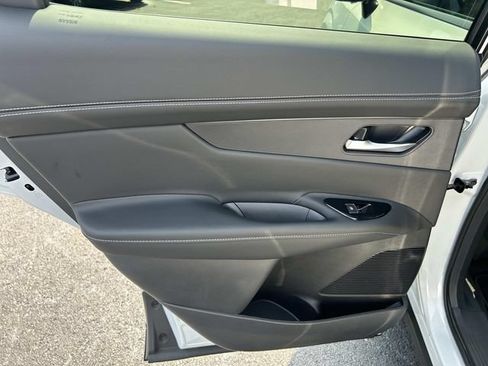 Used 2025 Nissan Murano SL w/ Cargo Package AWD/4WD image 21