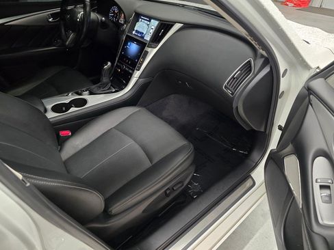 Used 2024 INFINITI Q50 Luxe w/ Cargo Package RWD image 31