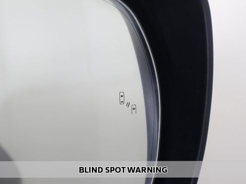 Used 2020 Toyota Land Cruiser image 8