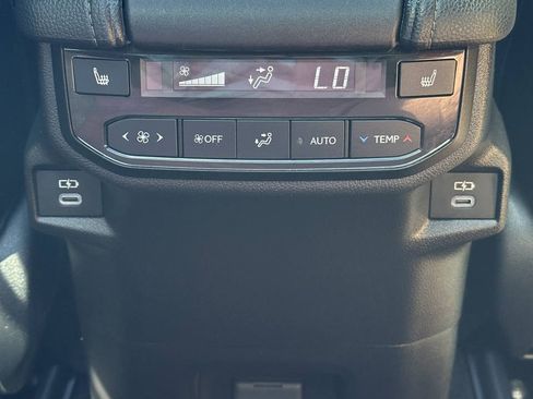 Used 2025 Toyota Grand Highlander AWD Hybrid image 50
