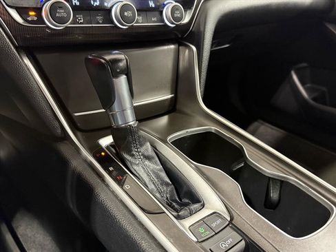 Used 2022 Honda Accord Sport image 18