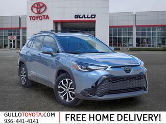 Used 2024 Toyota Corolla Cross AWD Hybrid video 1
