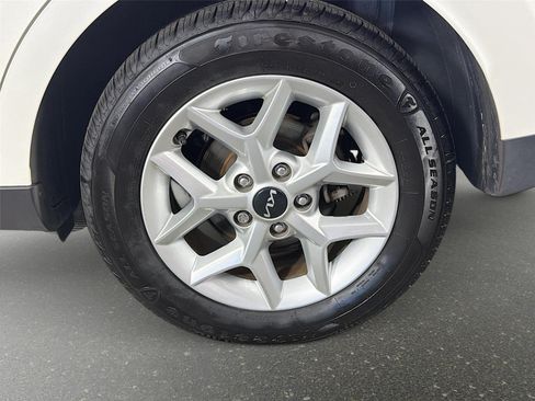 Certified 2023 Kia Soul LX w/ LX Technology Package FWD image 26