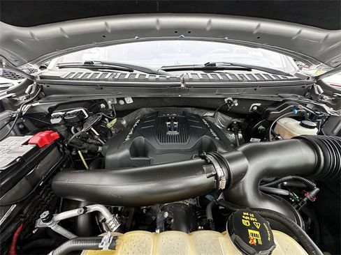 Used 2019 Lincoln Navigator L Reserve image 33