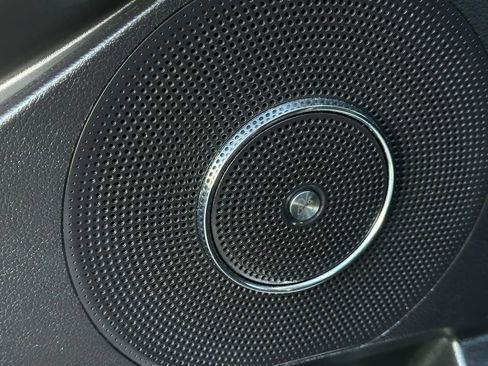 Used 2019 Ford Expedition Platinum image 13