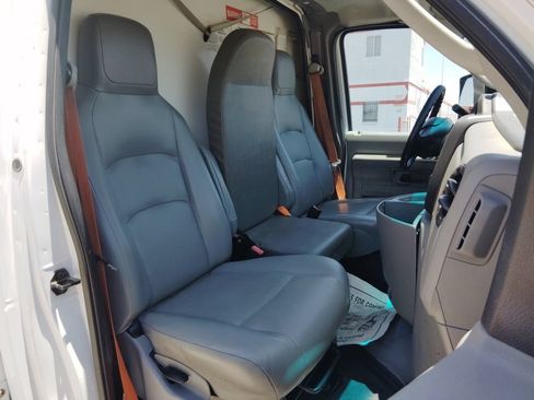 Used 2019 Ford E-350 and Econoline 350 Super Duty w/ Power Windows & Locks Group RWD image 13