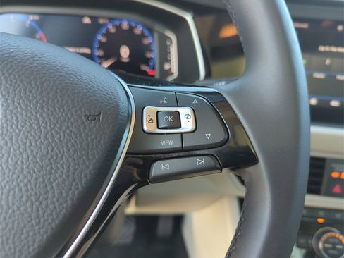 Used 2020 Volkswagen Jetta SEL image 41