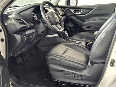 Used 2021 Subaru Forester Limited image 7