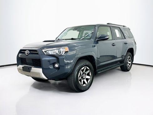 Used 2024 Toyota 4Runner TRD Off-Road Premium image 3