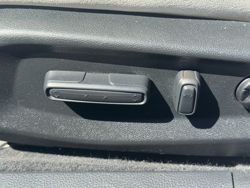 Used 2018 Honda Accord EX image 28