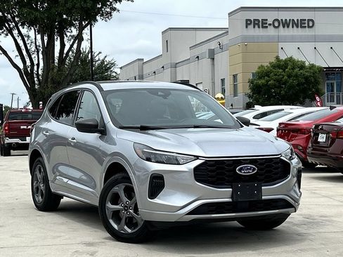 Used 2024 Ford Escape ST-Line AWD/4WD image 2
