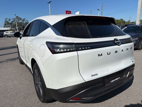 Certified 2025 Nissan Murano SL image 9