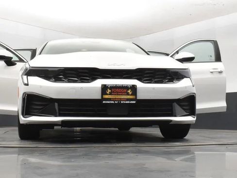 Used 2025 Kia K5 LXS FWD image 11