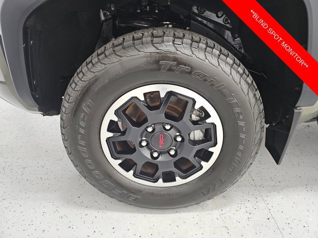 Used 2024 Toyota Tacoma TRD Off-Road w/ TRD Off Road Upgrade Package AWD/4WD image 9