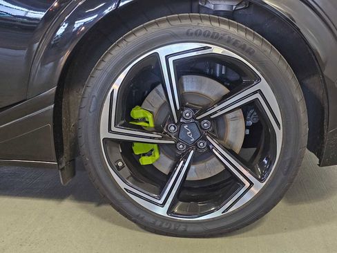 Used 2023 Kia EV6 GT image 8