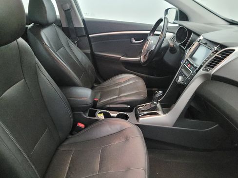 Used 2014 Hyundai Elantra GT w/ Option Group 03 image 21