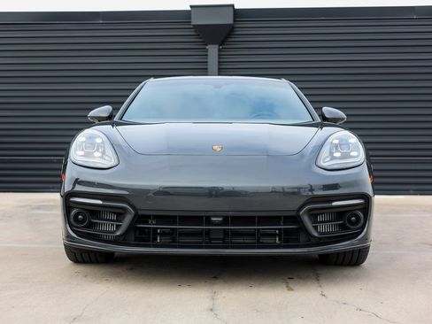 Certified 2023 Porsche Panamera Platinum Edition image 10