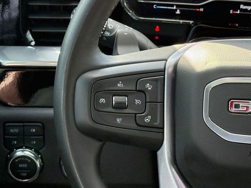 Used 2025 GMC Sierra 1500 SLT w/ SLT Premium Package image 29