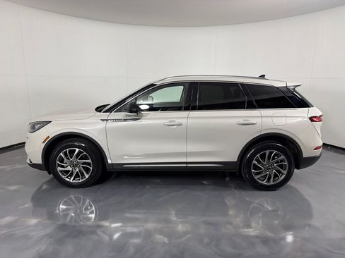 Used 2020 Lincoln Corsair FWD w/ Equipment Group 101A image 8