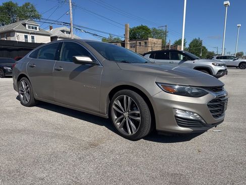 Used 2023 Chevrolet Malibu LT w/ Driver Confidence Package FWD image 3