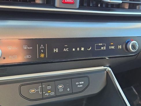 New 2026 Kia Carnival SX image 25