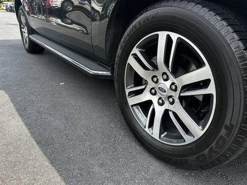 Certified 2023 Ford Expedition XLT AWD/4WD image 11
