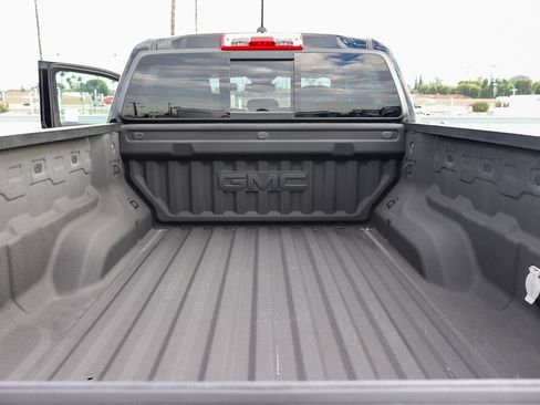 Used 2023 GMC Canyon AT4 AWD/4WD image 29