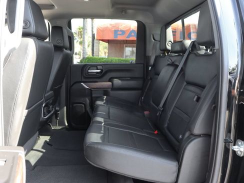 Used 2022 GMC Sierra 3500 Denali AWD/4WD image 39