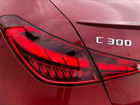 Used 2025 Mercedes-Benz C 300 Sedan image 6
