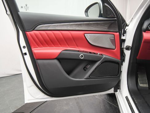 New 2026 Maserati Grecale Modena image 41