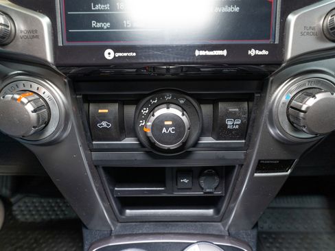 Used 2022 Toyota 4Runner SR5 image 20